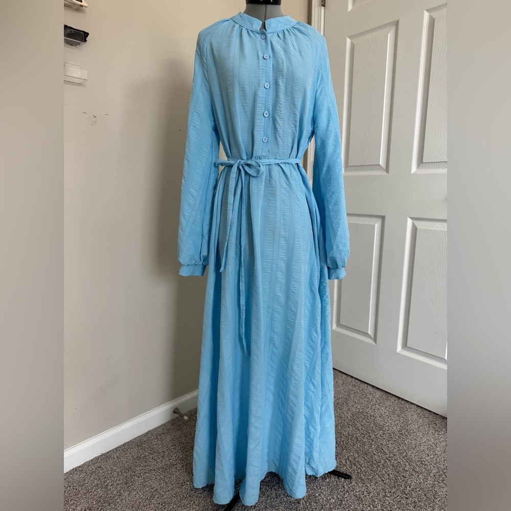 Elegant Blue Maxi Dress